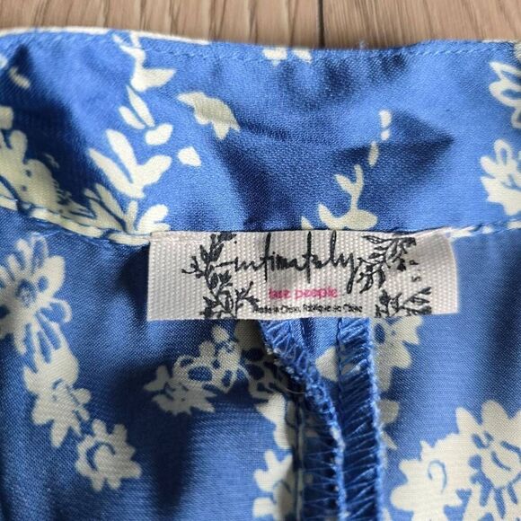 Free People Intimately Crepe Shirt Top Women's Small Blue 100%‎ Polyester Floral - Picture 4 of 6
